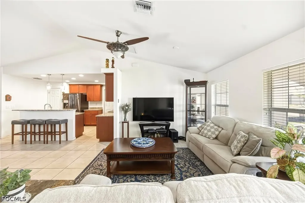 3233 NW 21st Street Cape Coral FL 33993