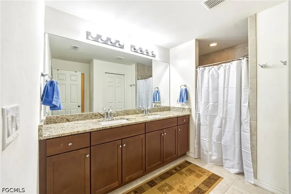 3233 NW 21st Street Cape Coral FL 33993