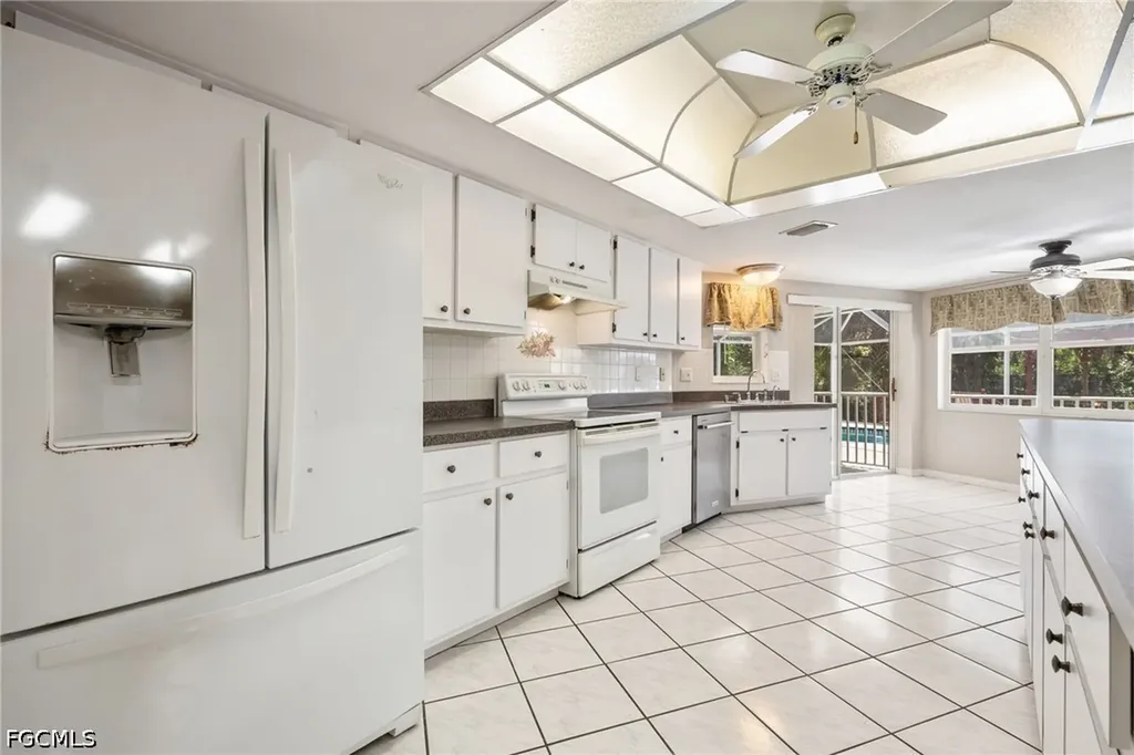 2411 Herzog Road Alva FL 33920