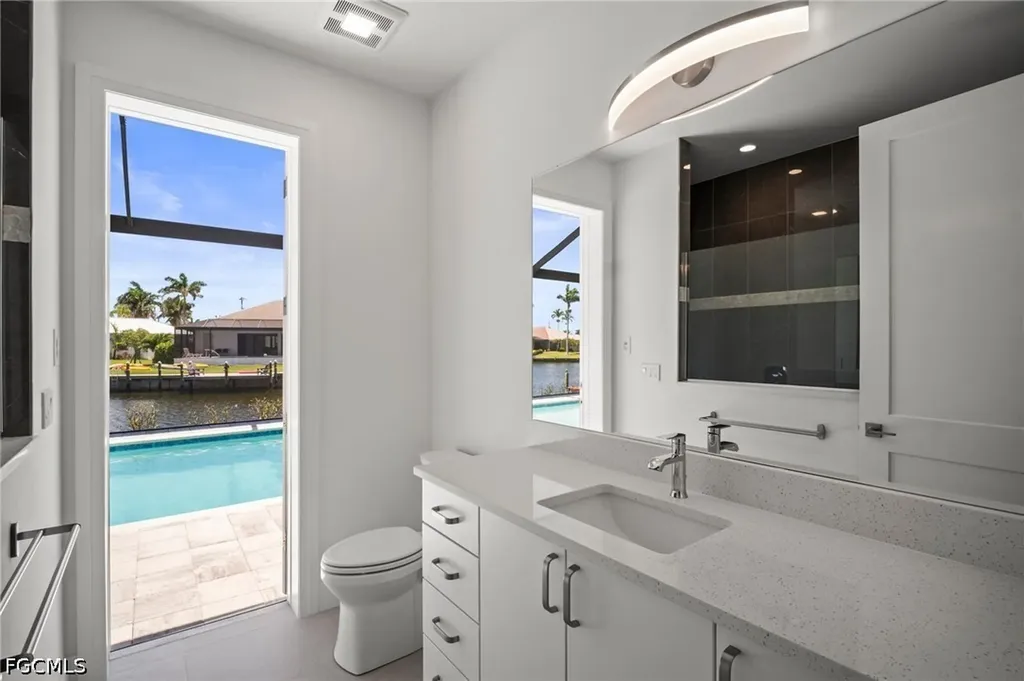 2304 SW 38th Terrace Cape Coral FL 33914