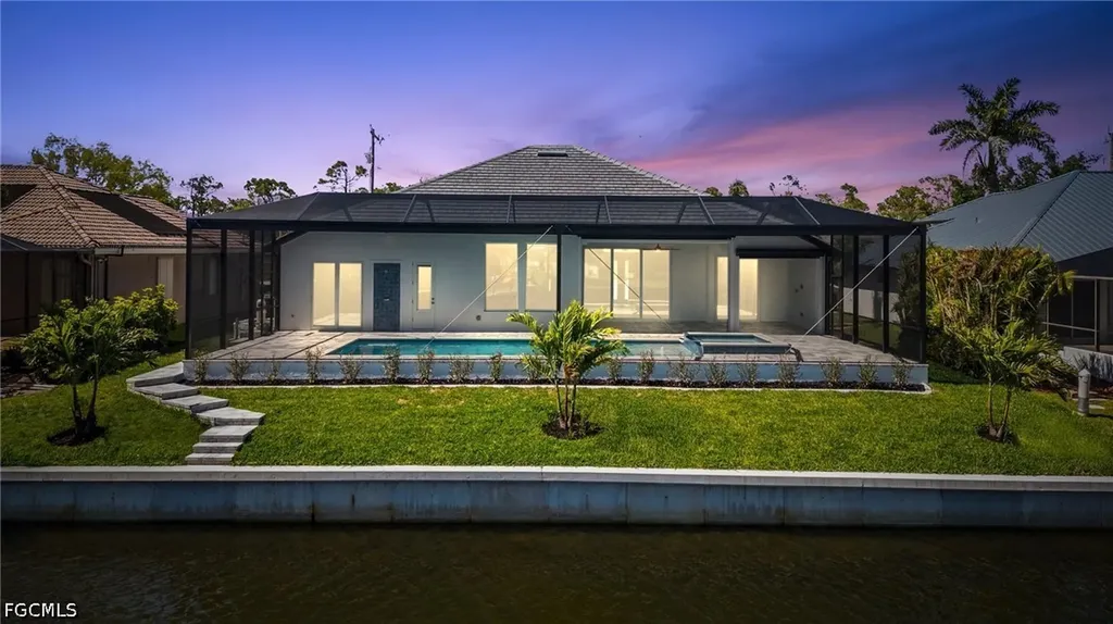 2304 SW 38th Terrace Cape Coral FL 33914