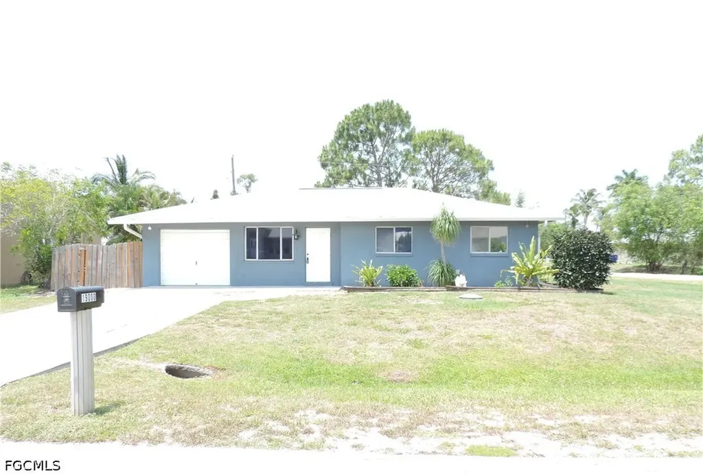 19000 Tampa Road S Fort Myers FL 33967