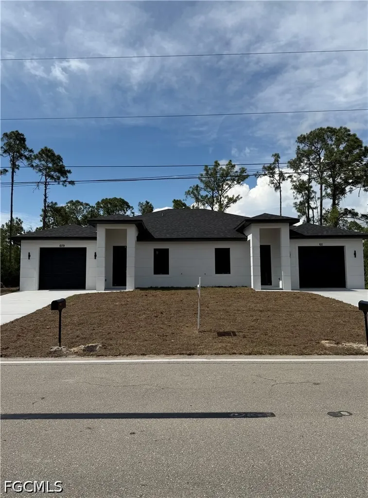 609 E 12th Street Lehigh Acres FL 33972