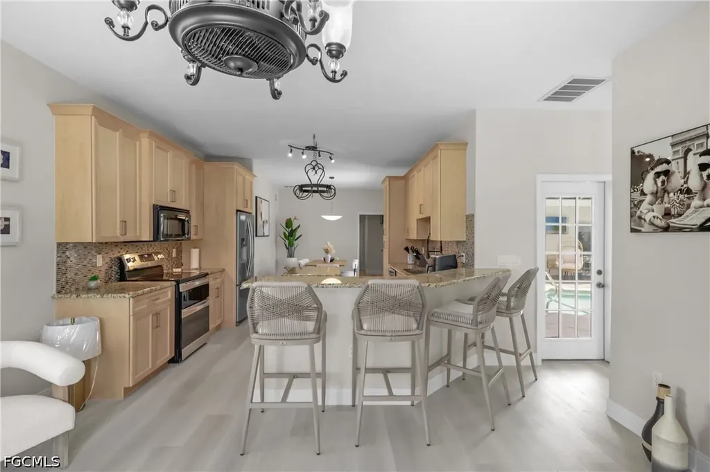 2250 SW 20th Avenue Cape Coral FL 33991