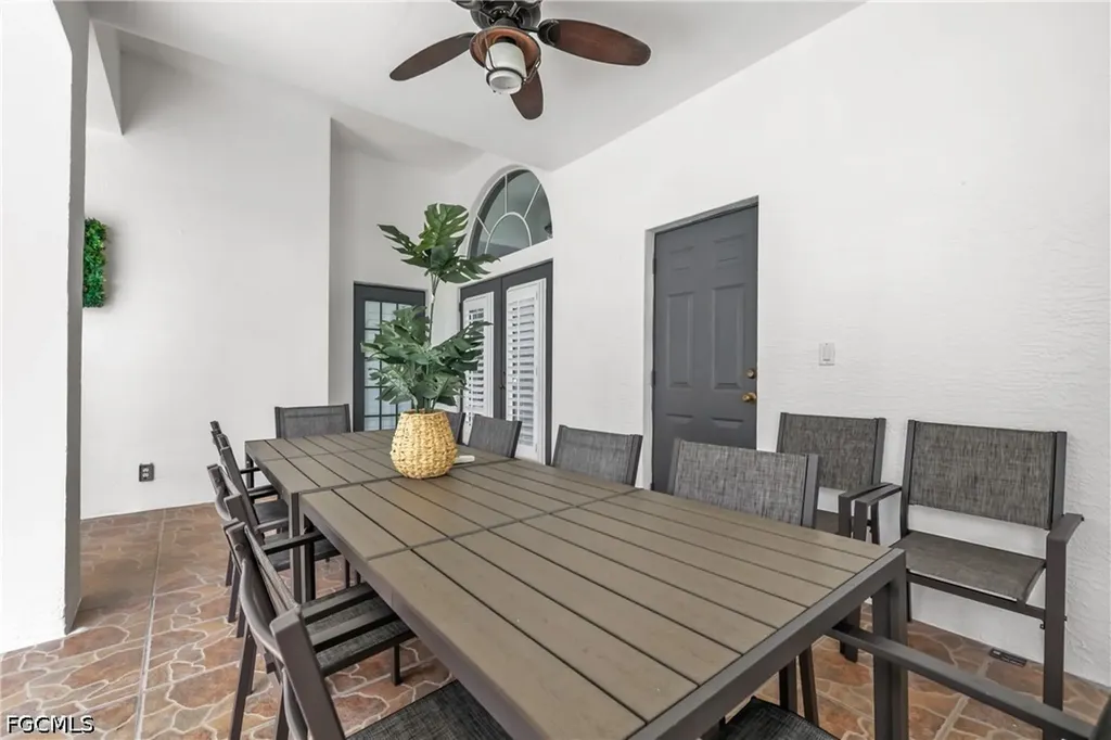 2250 SW 20th Avenue Cape Coral FL 33991