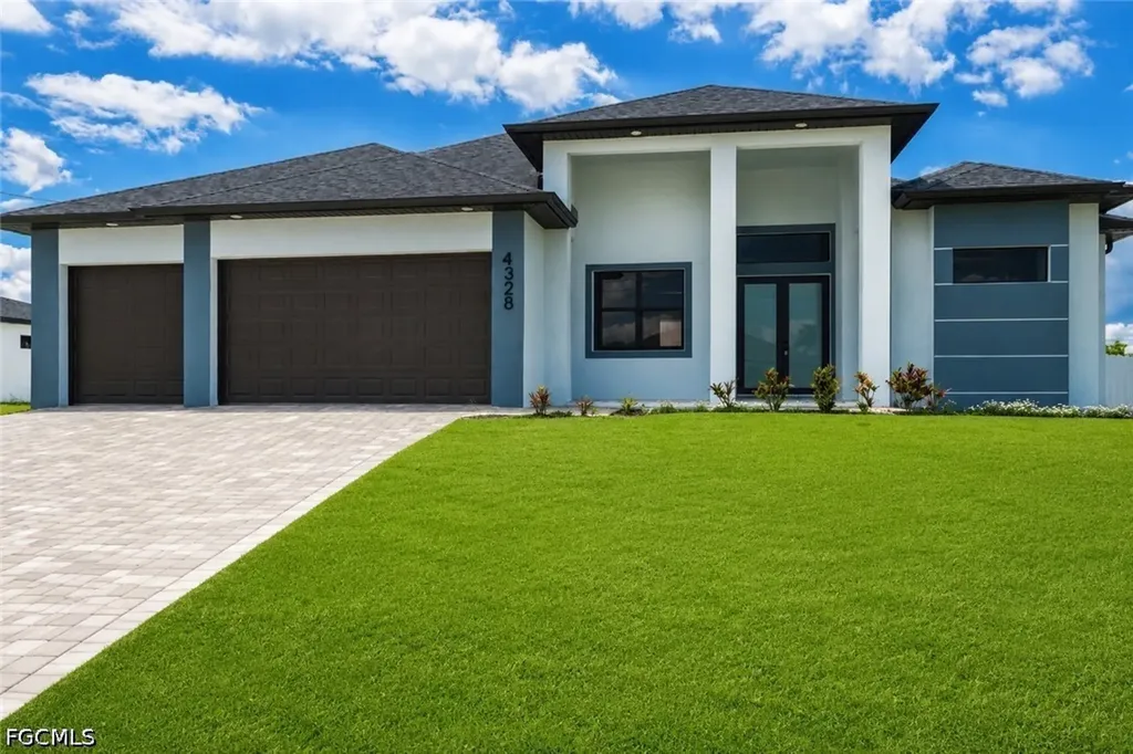Cape Coral FL, 4328 NW 32nd Lane
