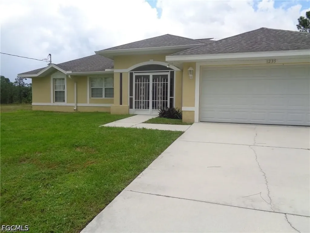 1235 Cloplon Street E Lehigh Acres FL 33974