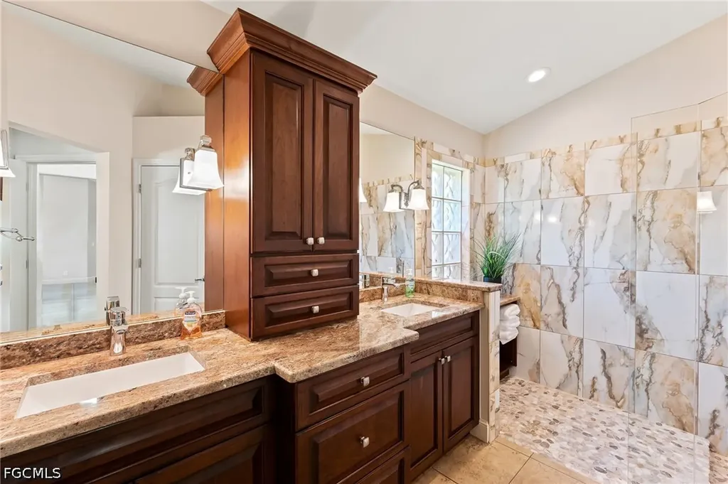 1250 Silverstrand Drive Naples FL 34110