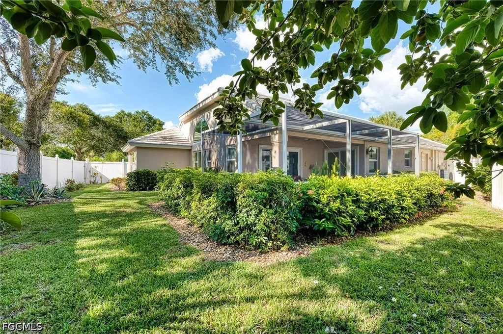 1250 Silverstrand Drive Naples FL 34110