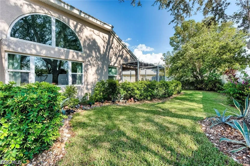 1250 Silverstrand Drive Naples FL 34110