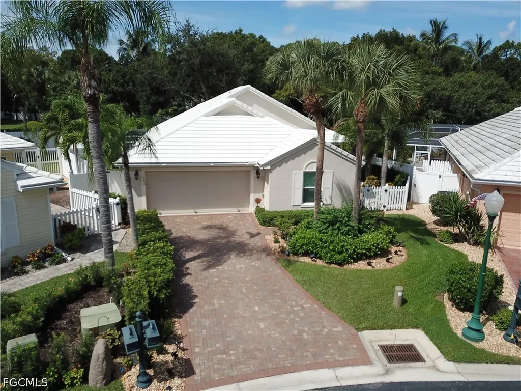 1250 Silverstrand Drive Naples FL 34110