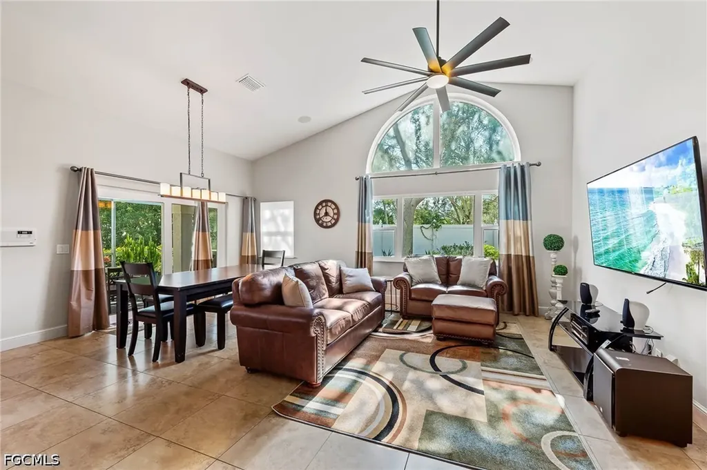 1250 Silverstrand Drive Naples FL 34110