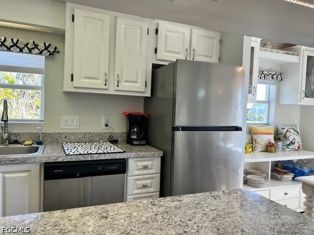 19681 Summerlin Road 404 Fort Myers FL 33908