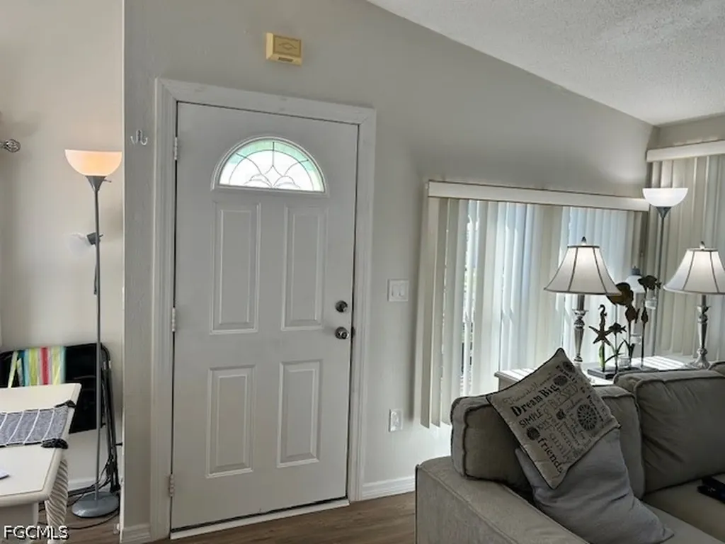 19681 Summerlin Road 404 Fort Myers FL 33908