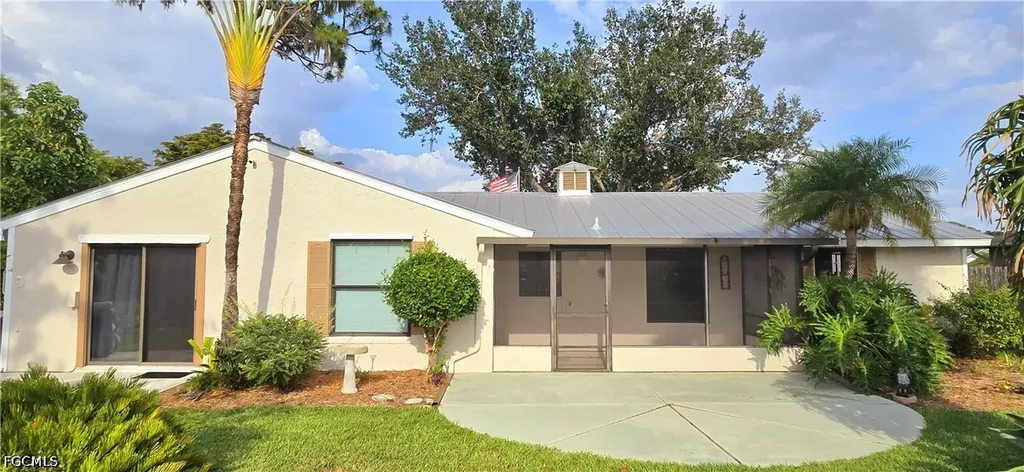 North Fort Myers FL 33917