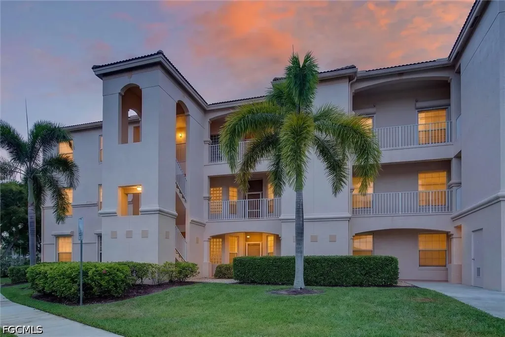 9190 Southmont Cove Fort Myers FL 33908