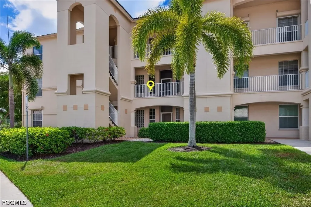 9190 Southmont Cove Fort Myers FL 33908