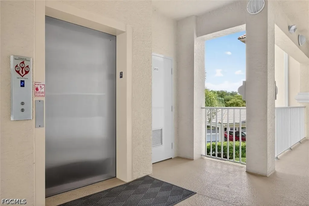 9190 Southmont Cove Fort Myers FL 33908