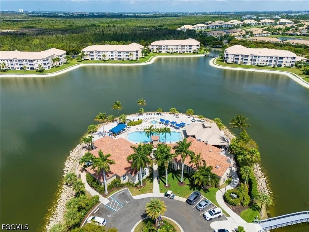 9190 Southmont Cove Fort Myers FL 33908