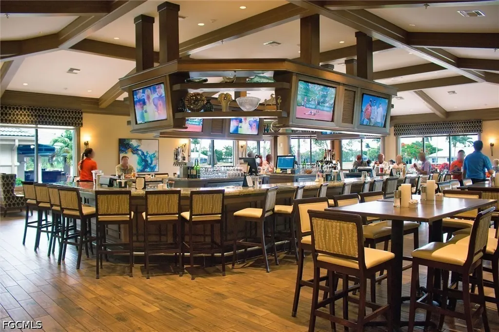9190 Southmont Cove Fort Myers FL 33908