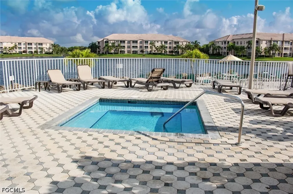 9190 Southmont Cove Fort Myers FL 33908