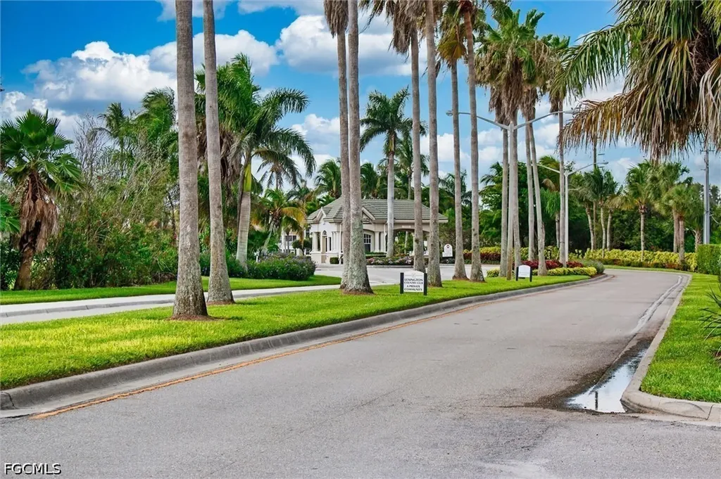 9190 Southmont Cove Fort Myers FL 33908