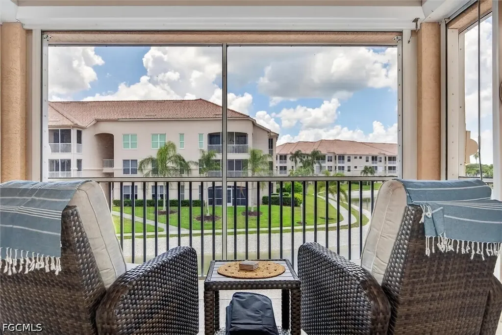 9190 Southmont Cove Fort Myers FL 33908