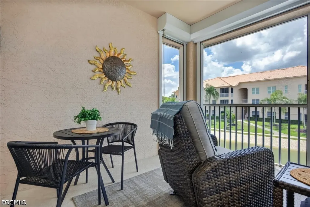 9190 Southmont Cove Fort Myers FL 33908