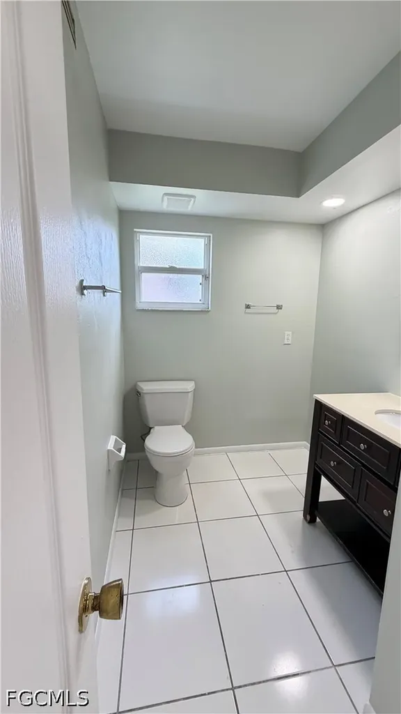 28 Cosmopolitan Drive Lehigh Acres FL 33936
