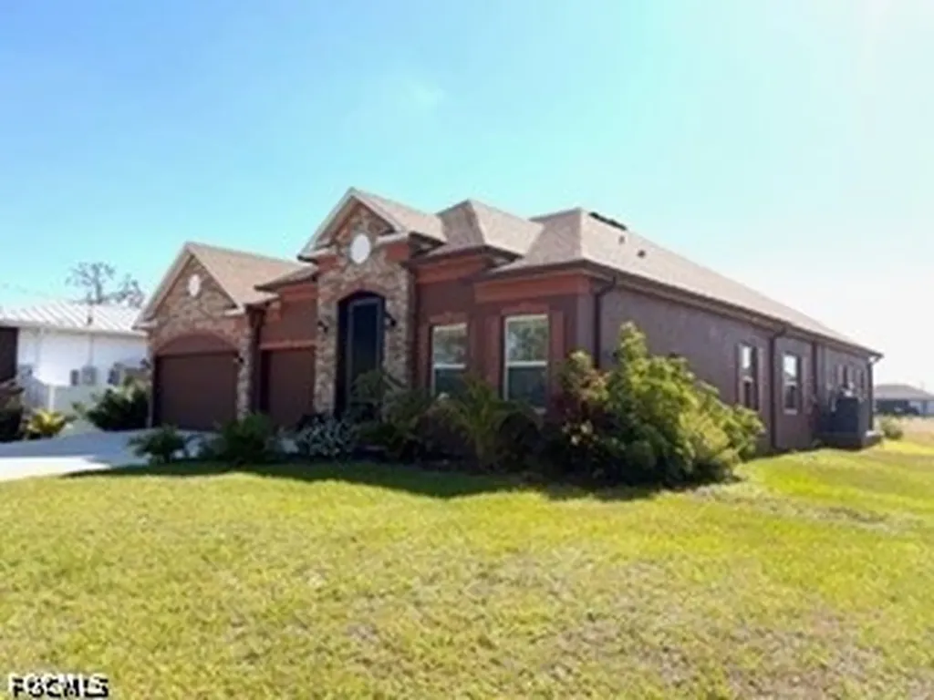3731 NW 44th Place Cape Coral FL 33993