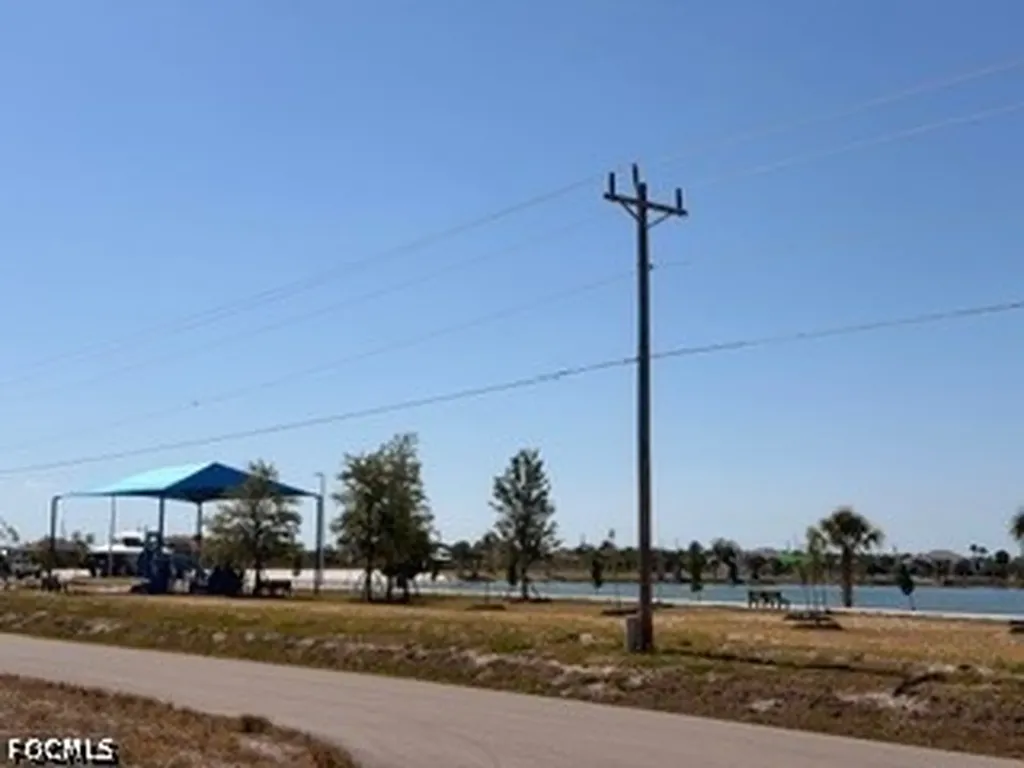 3731 NW 44th Place Cape Coral FL 33993