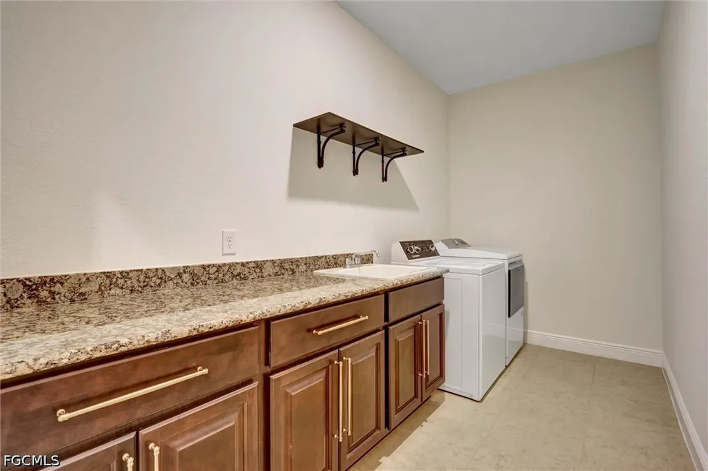 3731 NW 44th Place Cape Coral FL 33993