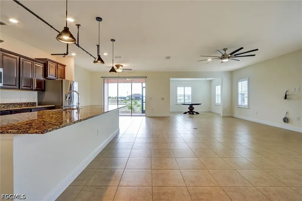 3731 NW 44th Place Cape Coral FL 33993
