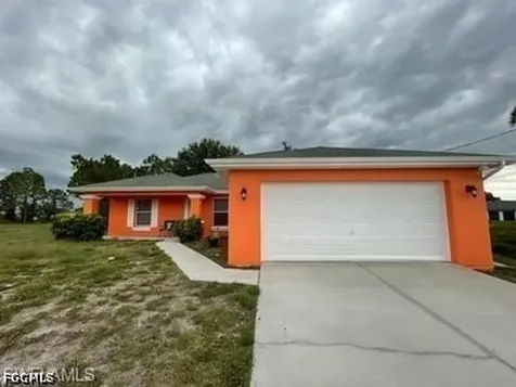 3902 23RD Street SW Lehigh Acres FL 33976