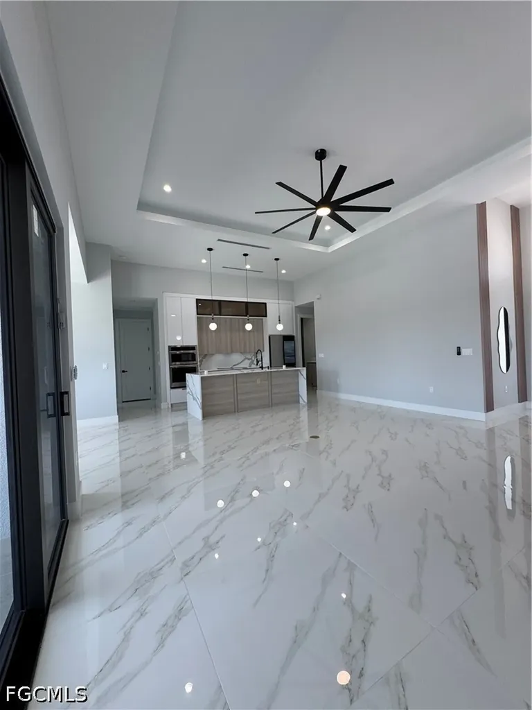913 NE Juanita Place Cape Coral FL 33909
