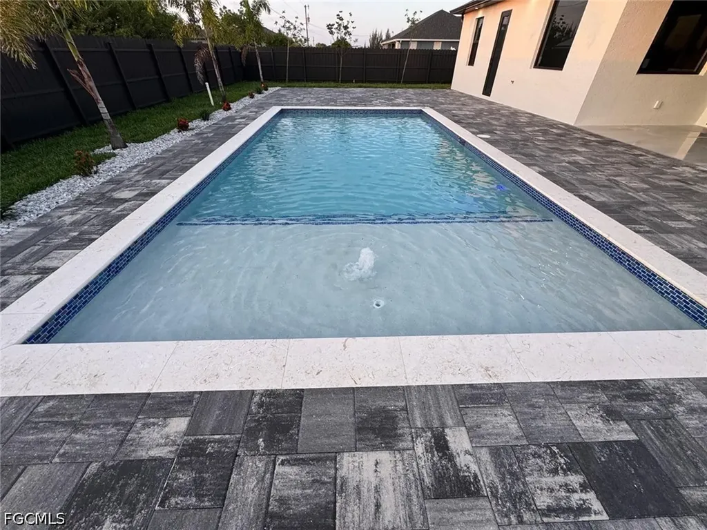 913 NE Juanita Place Cape Coral FL 33909
