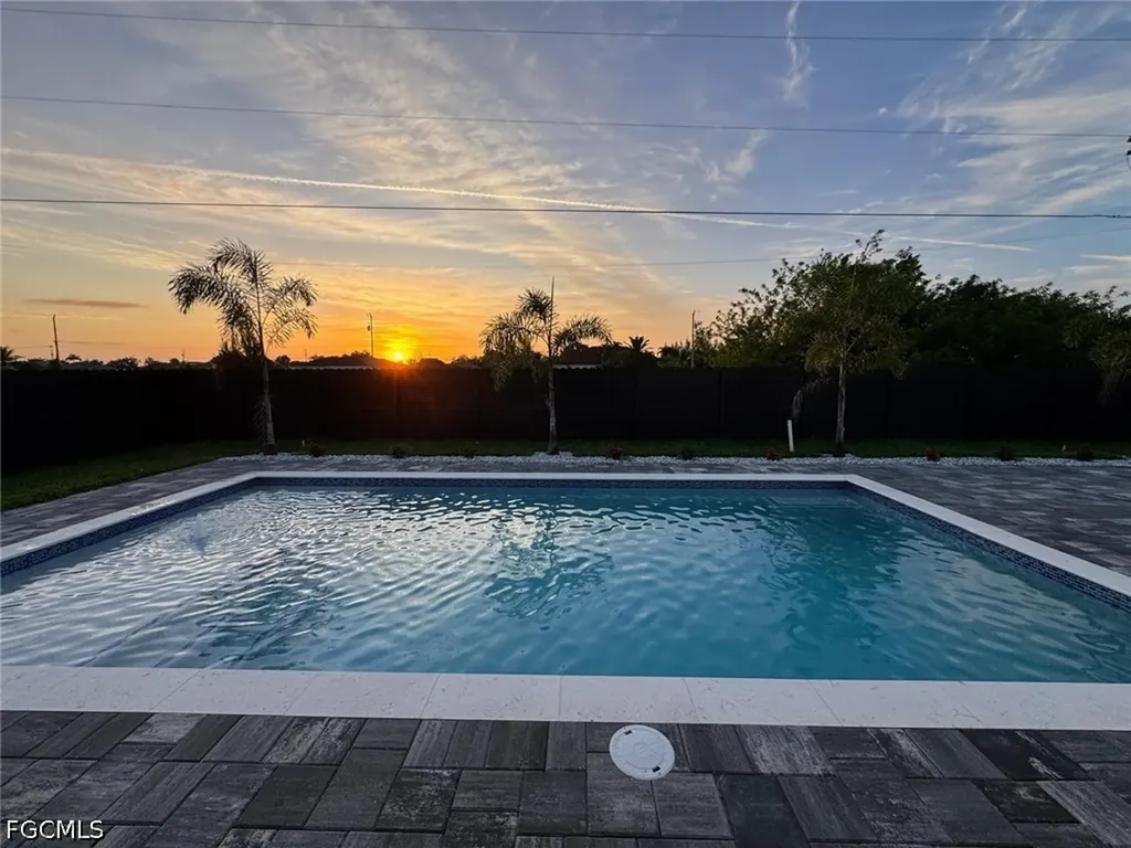 913 NE Juanita Place Cape Coral FL 33909