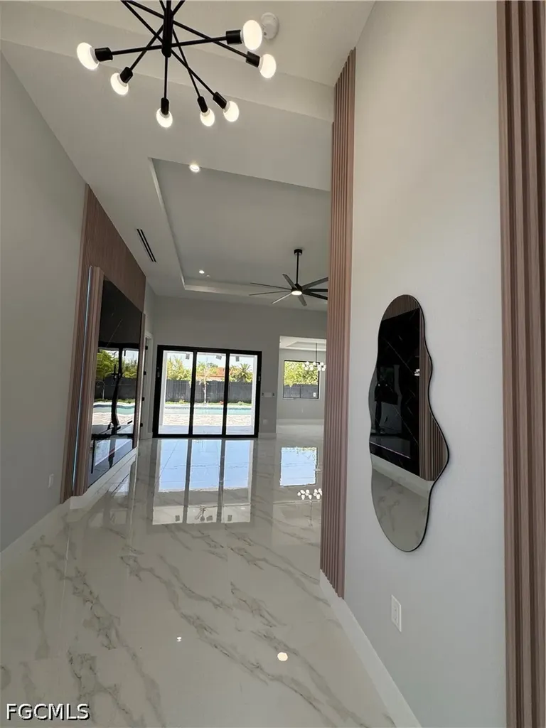 913 NE Juanita Place Cape Coral FL 33909