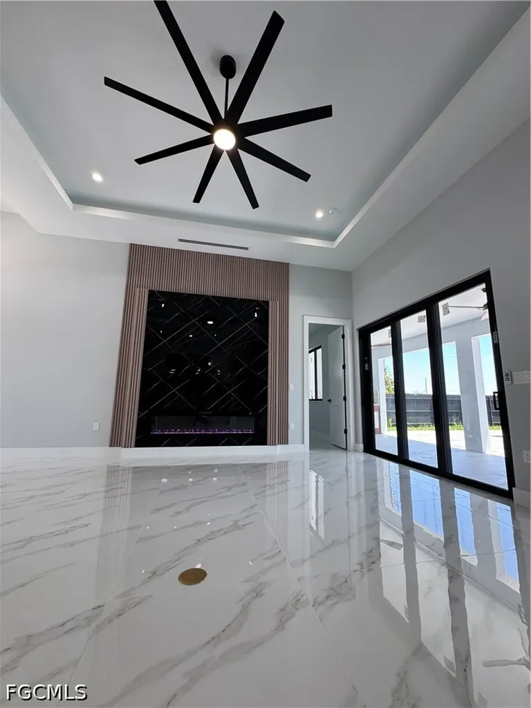 913 NE Juanita Place Cape Coral FL 33909
