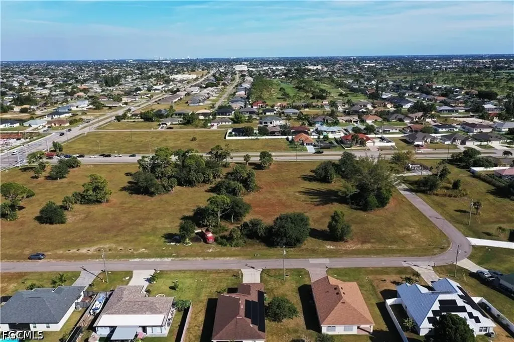 1623 SW 16th Court Cape Coral FL 33991