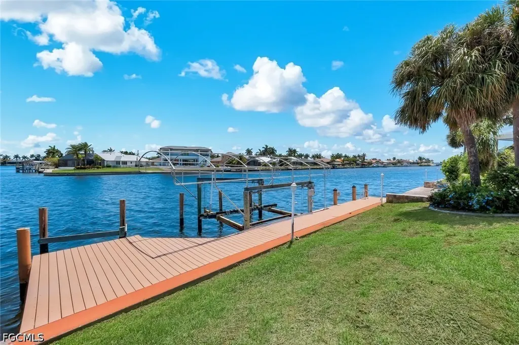2546 SW 45th Street Cape Coral FL 33914