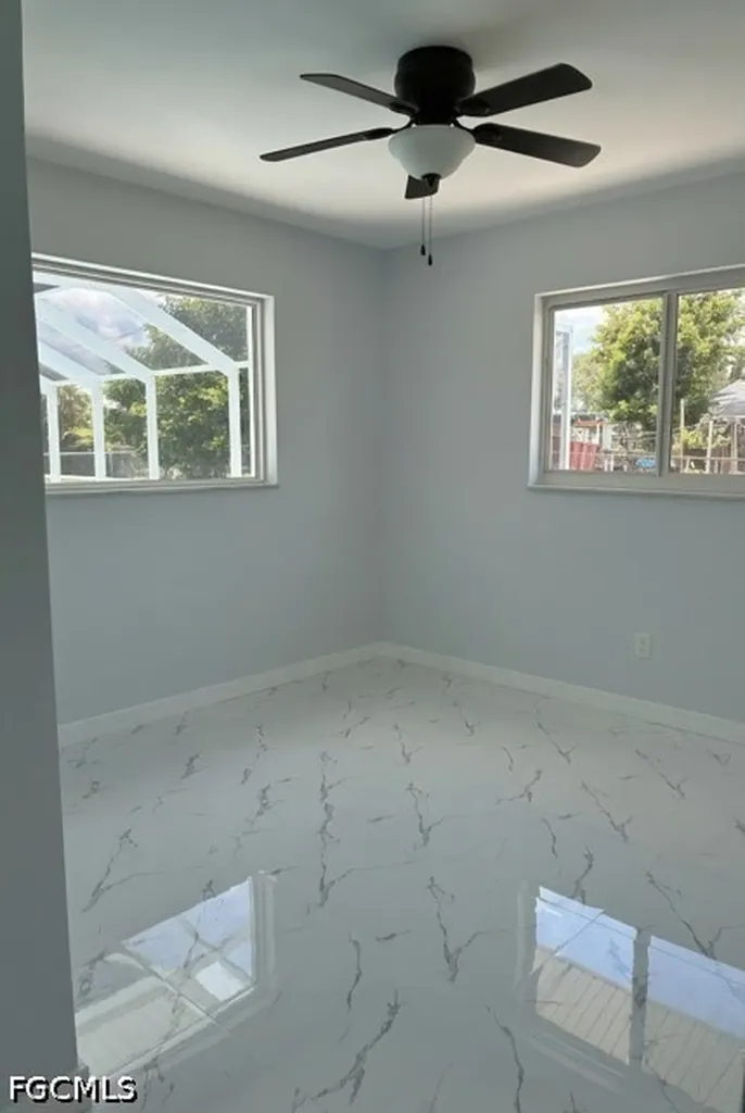1212 SE 43rd Terrace Cape Coral FL 33904