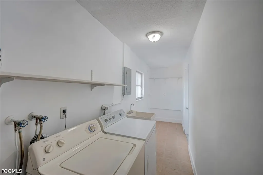 220 Punta Alta Court Lehigh Acres FL 33936
