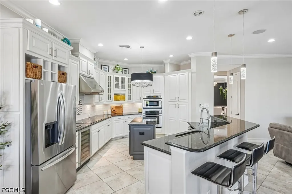 1814 Cayon Court Cape Coral FL 33991