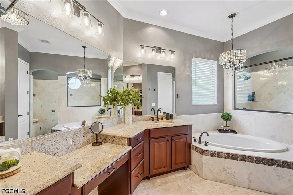 1814 Cayon Court Cape Coral FL 33991