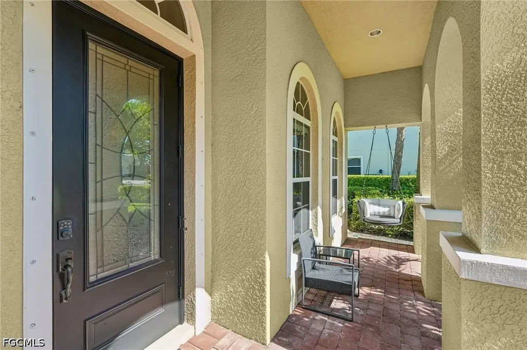 1814 Cayon Court Cape Coral FL 33991