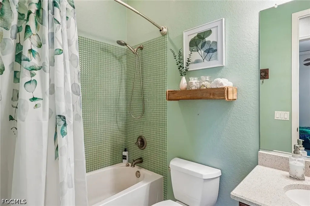 1814 Cayon Court Cape Coral FL 33991