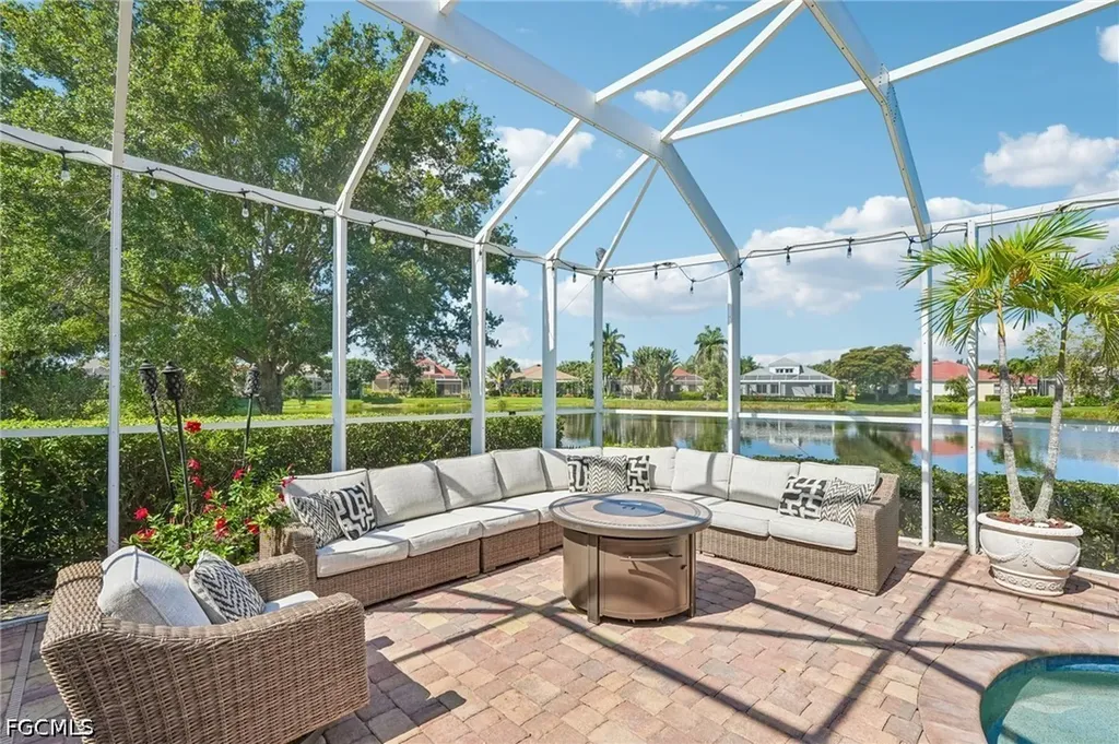 1814 Cayon Court Cape Coral FL 33991