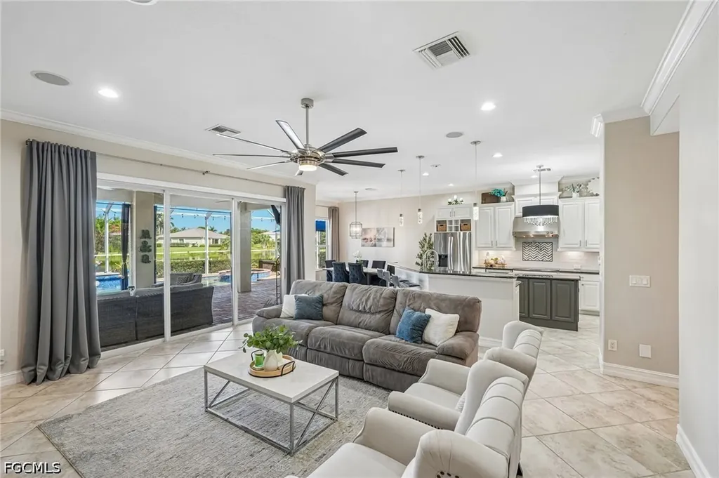 1814 Cayon Court Cape Coral FL 33991