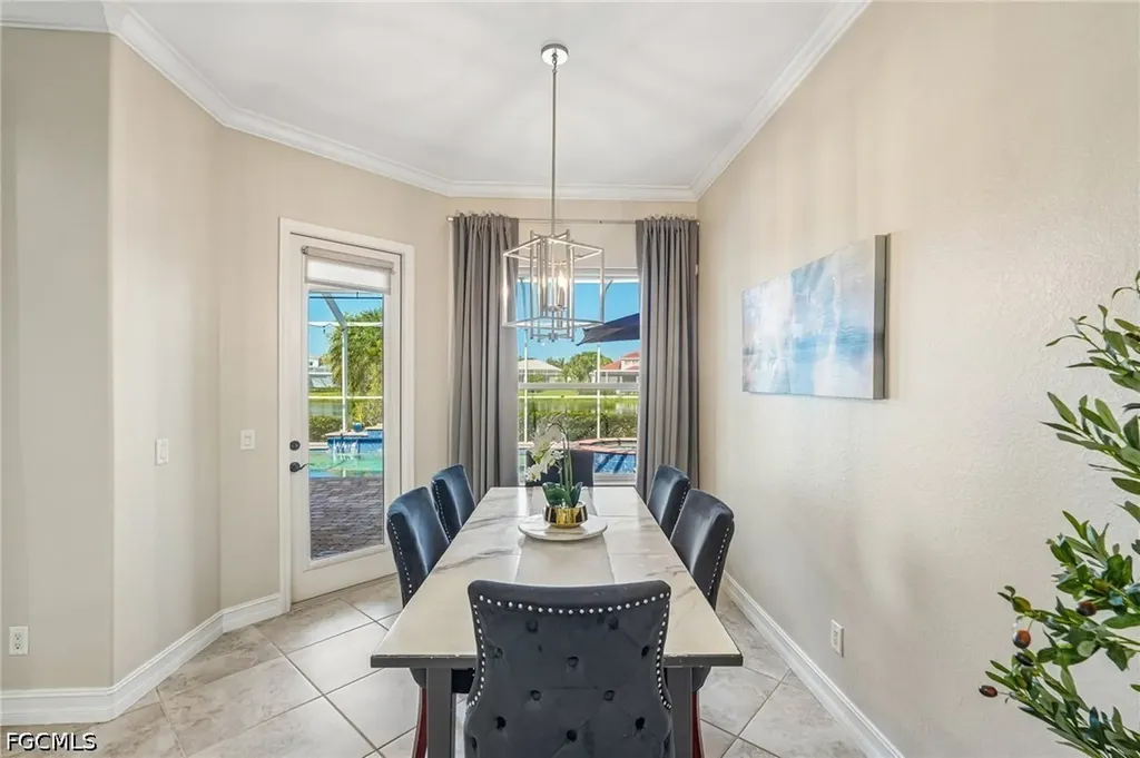 1814 Cayon Court Cape Coral FL 33991